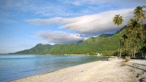 Plage de Temae à Moorea