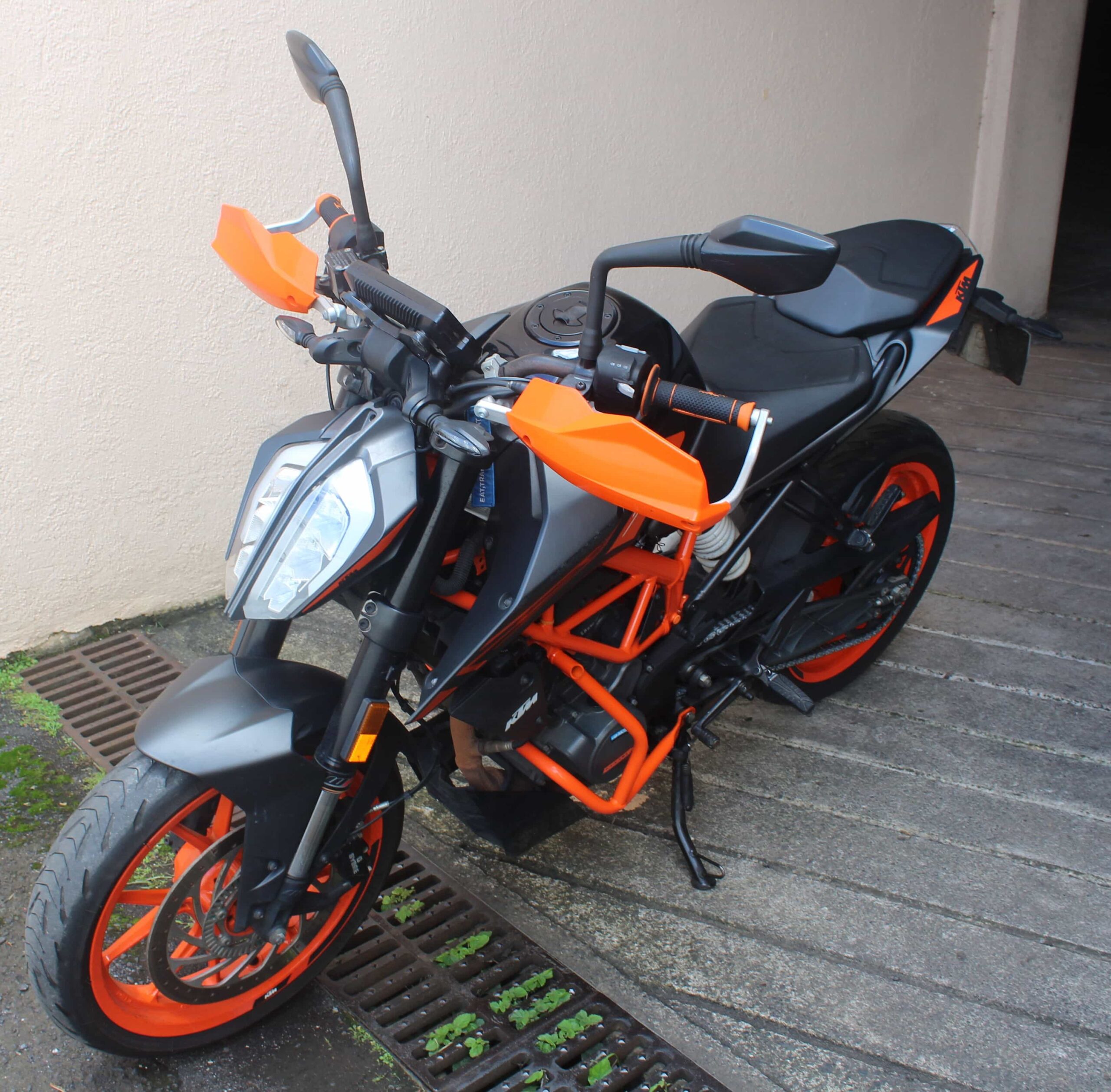 A vendre KTM DUKE 125