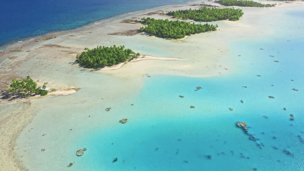 Plongée sous-marine : Rangiroa ou Fakarava, quel atoll choisir ?